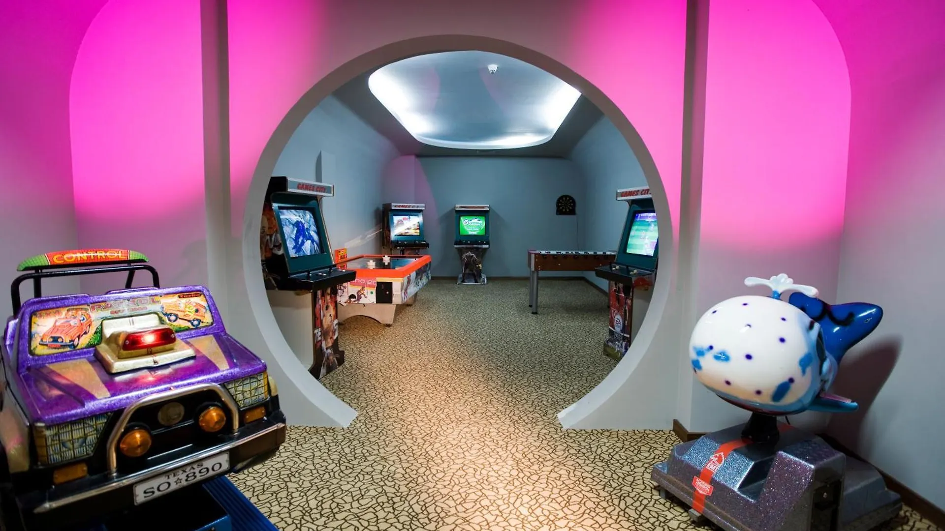 Fantasia Deluxe Hotel Kusadası