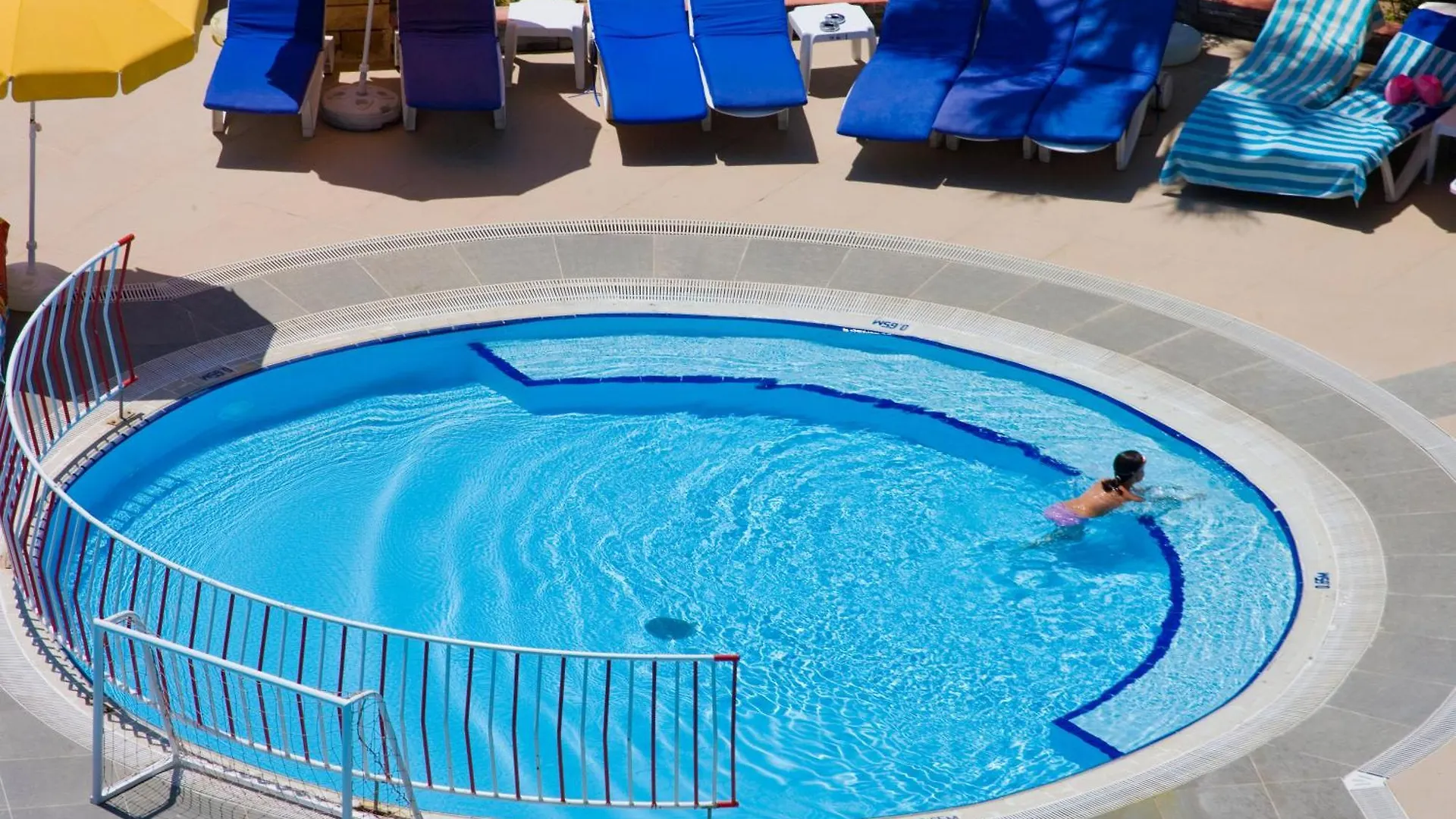 Fantasia Deluxe Hotel Kusadası 5*,