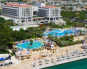 Fantasia Deluxe Hotel Kusadası